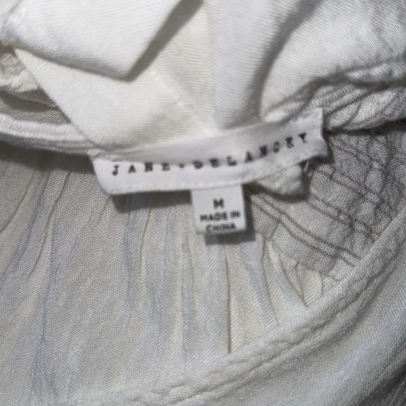 Jane and Delancey White Flutter Sleeve Button Down Shirt - Picture 6 of 6